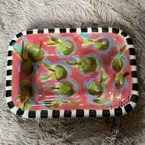 VICTORIA HEISLER HAND MADE PAINTED APPLE RECTANGULAR SERVING DISH EUC RARE FIND